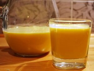 Ekspresowe mango lassi