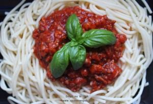 Spaghetti a'la bolognese.
